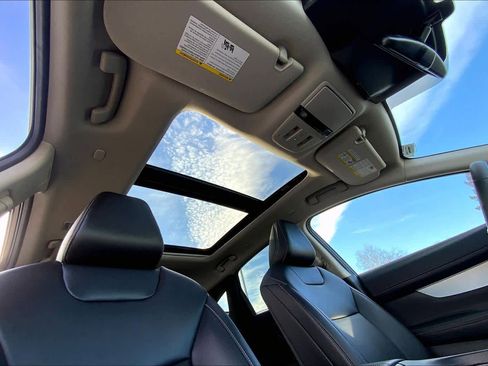 Used 2025 Nissan Murano SL image 14