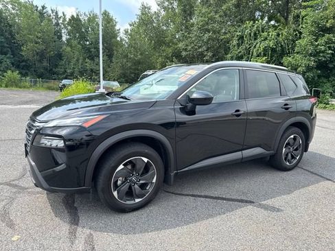 Certified 2024 Nissan Rogue SV w/ SV Premium Package AWD/4WD image 25
