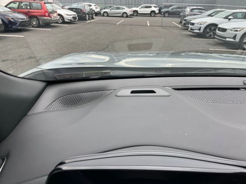 Used 2025 Chevrolet Equinox LT image 33