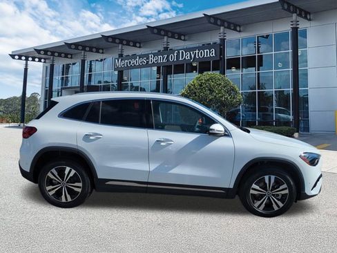 New 2026 Mercedes-Benz GLA 250 GLA 250 image 3