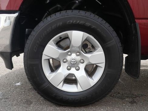 Used 2019 RAM 1500 Big Horn AWD/4WD image 11