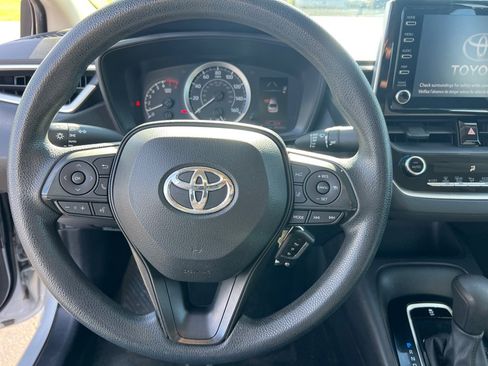 Used 2020 Toyota Corolla LE image 26