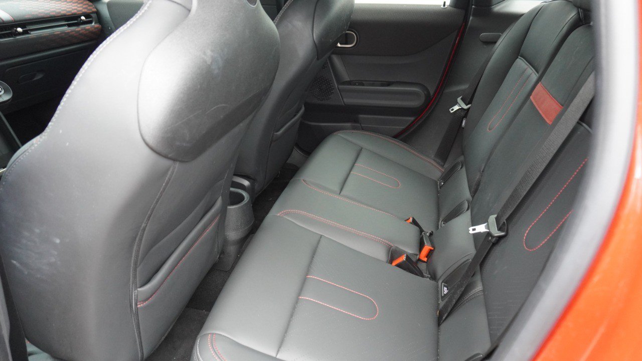 Used 2025 MINI Cooper S FWD image 12