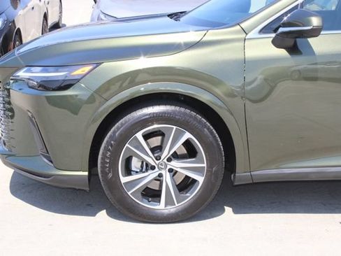 Used 2025 Lexus RX 350 Premium w/ Accessory Package (Z1) FWD image 4