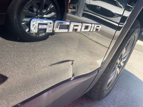 Used 2017 GMC Acadia SLE w/ Driver Alert Package I FWD image 22