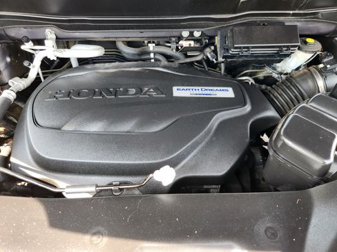 Used 2020 Honda Pilot Touring image 19