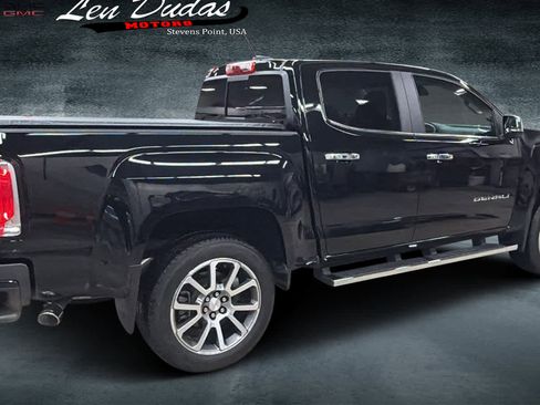 Certified 2021 GMC Canyon Denali image 4