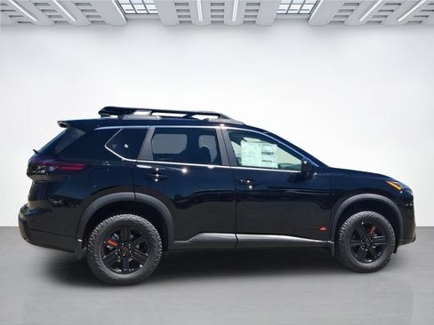 New 2026 Nissan Rogue SV AWD/4WD image 3