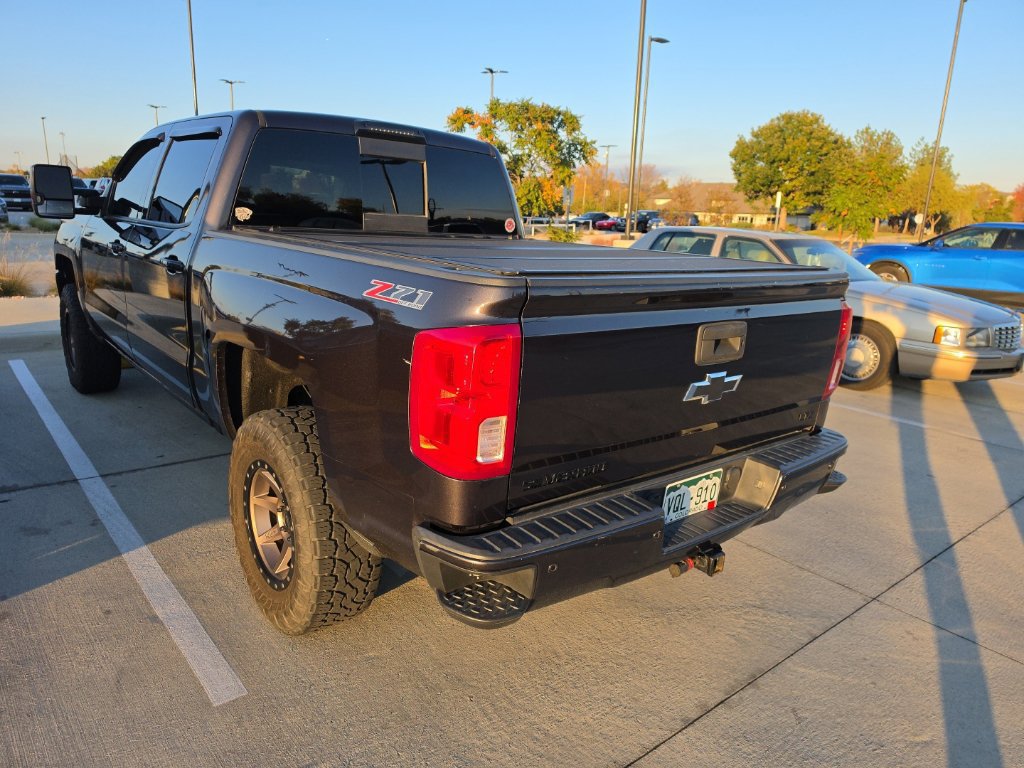 Used 2016 Chevrolet Silverado 1500 LTZ Z71 w/ LTZ Plus Package AWD/4WD image 7