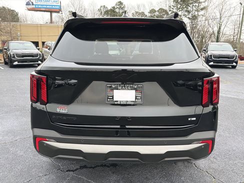 Used 2025 Kia Sorento SX image 6