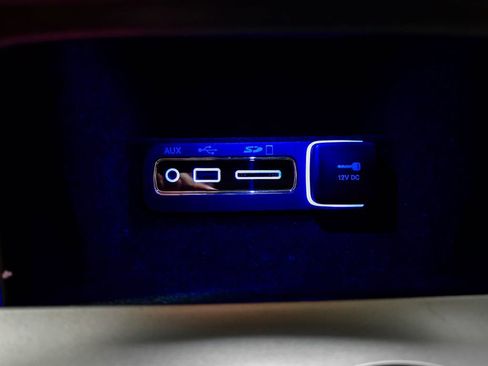 Used 2017 Jeep Grand Cherokee Limited w/ Trailer Tow Group IV image 37