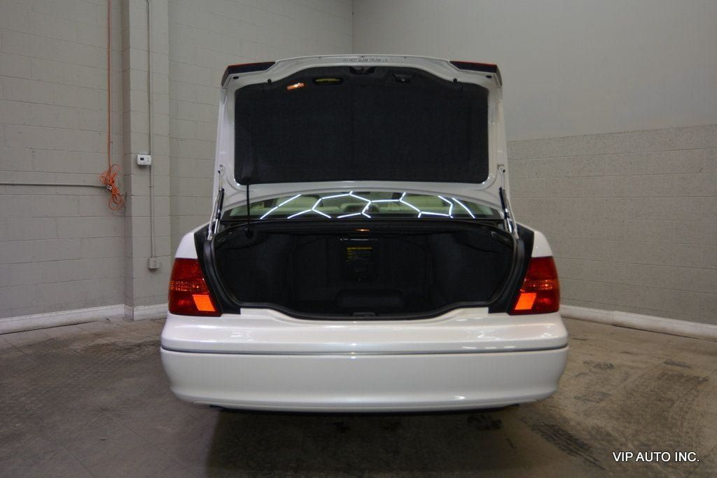 Used 2001 Lexus LS 430 RWD image 44