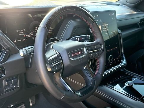 Used 2025 GMC Yukon AT4 Ultimate AWD/4WD image 20