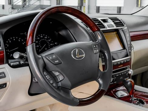 Used 2012 Lexus LS 460 L image 16