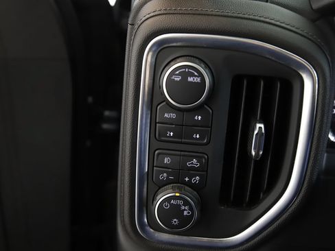 Used 2020 Chevrolet Silverado 1500 RST w/ True North Edition AWD/4WD image 11