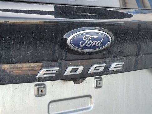Used 2024 Ford Edge SEL image 11