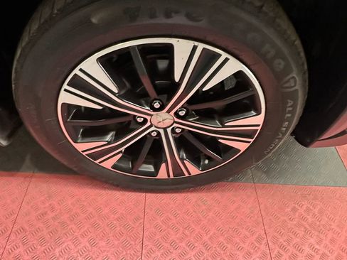 Used 2018 Mitsubishi Eclipse Cross SEL AWD/4WD image 38