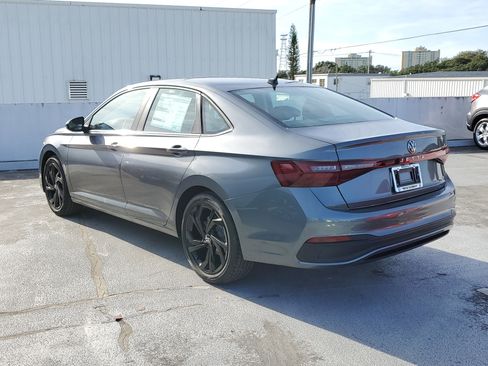 New 2026 Volkswagen Jetta SE image 3