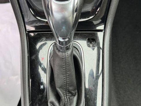 Used 2018 Buick Encore Preferred image 21