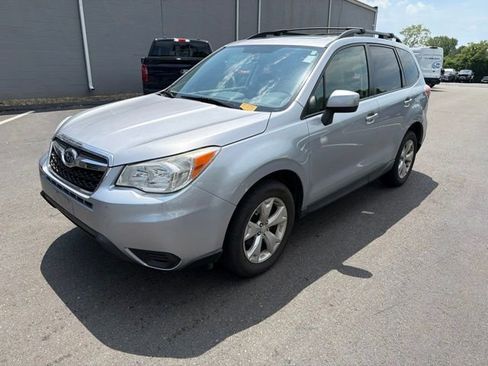 Used 2014 Subaru Forester 2.5i Premium w/ All-Weather Package AWD/4WD image 3