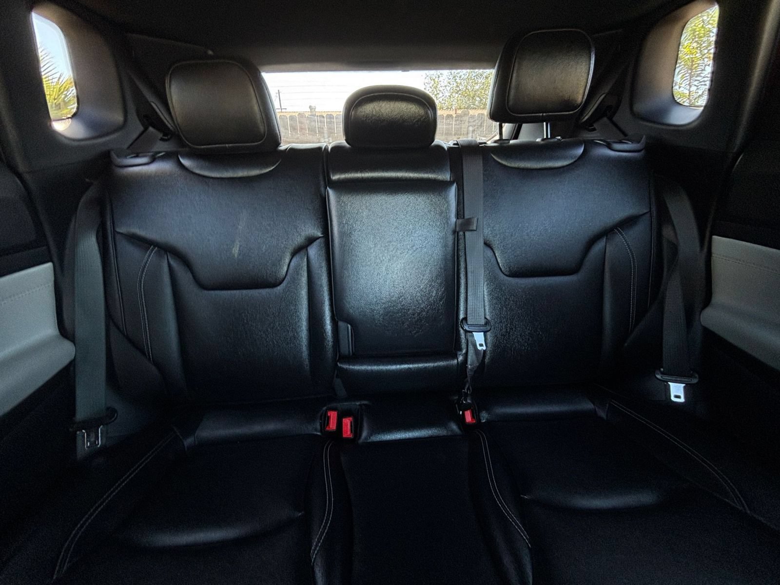 Used 2025 Jeep Compass Limited AWD/4WD image 38