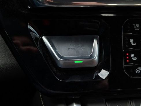 Used 2025 GMC Sierra 1500 Denali Ultimate image 16