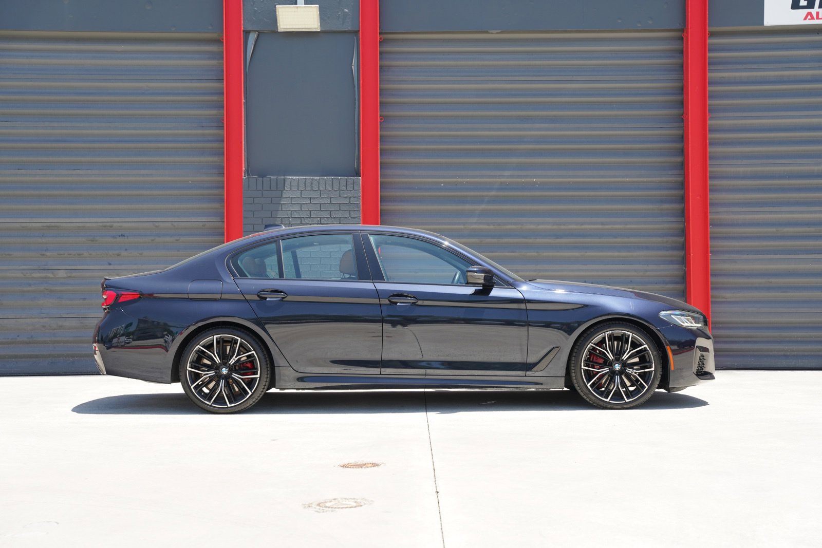 Used 2023 BMW 540i w/ M Sport Package RWD image 11