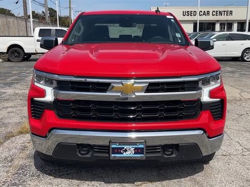 Used 2025 Chevrolet Silverado 1500 LT image 7