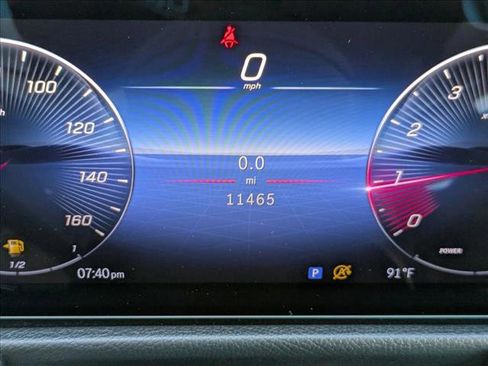 Certified 2025 Mercedes-Benz GLB 250 image 14