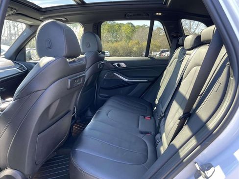 Used 2022 BMW X5 sDrive40i w/ Parking Assistance Package image 14