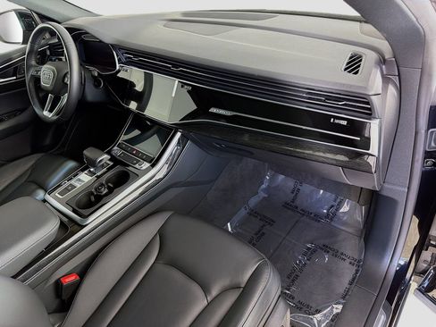 Used 2019 Audi Q8 Premium w/ Convenience Package AWD/4WD image 30