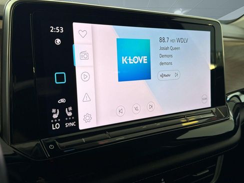 Used 2024 Volkswagen Atlas SE FWD image 20