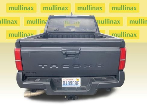 Used 2024 Toyota Tacoma TRD Off-Road image 50