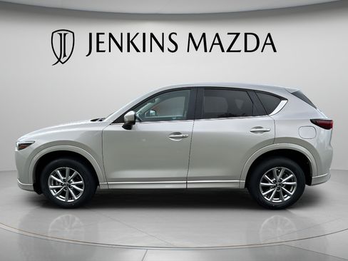 Certified 2025 MAZDA CX-5 AWD 2.5 S w/ Preferred Package image 4