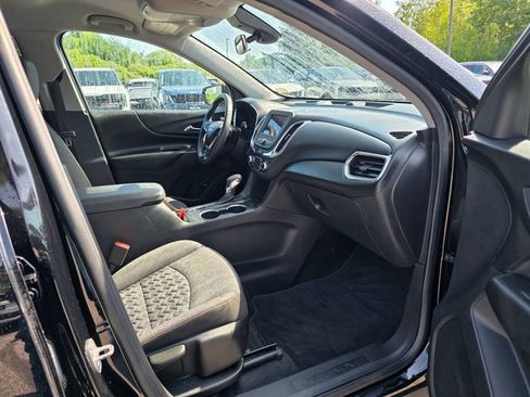 Used 2022 Chevrolet Equinox LT AWD/4WD image 12