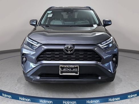 Used 2022 Toyota RAV4 XLE Premium AWD/4WD image 3