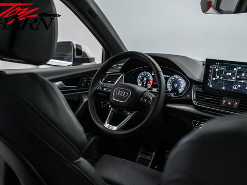Used 2023 Audi SQ5 Prestige image 51