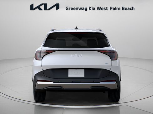 New 2027 Kia Sportage LX FWD image 6