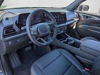 New 2026 Chevrolet Traverse LT w/ Midnight/Sport Edition video 3