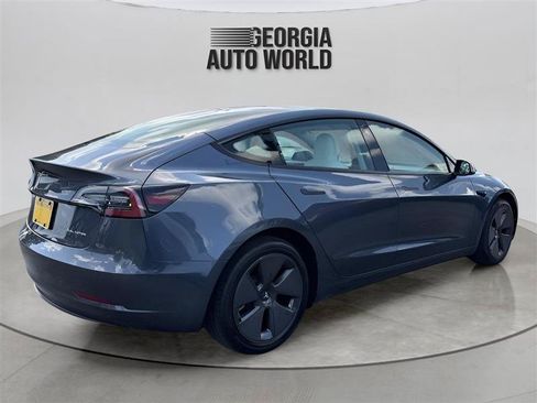 Used 2022 Tesla Model 3 Long Range AWD/4WD image 12