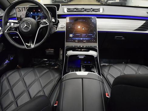 Certified 2024 Mercedes-Benz Maybach S 680 4MATIC image 24