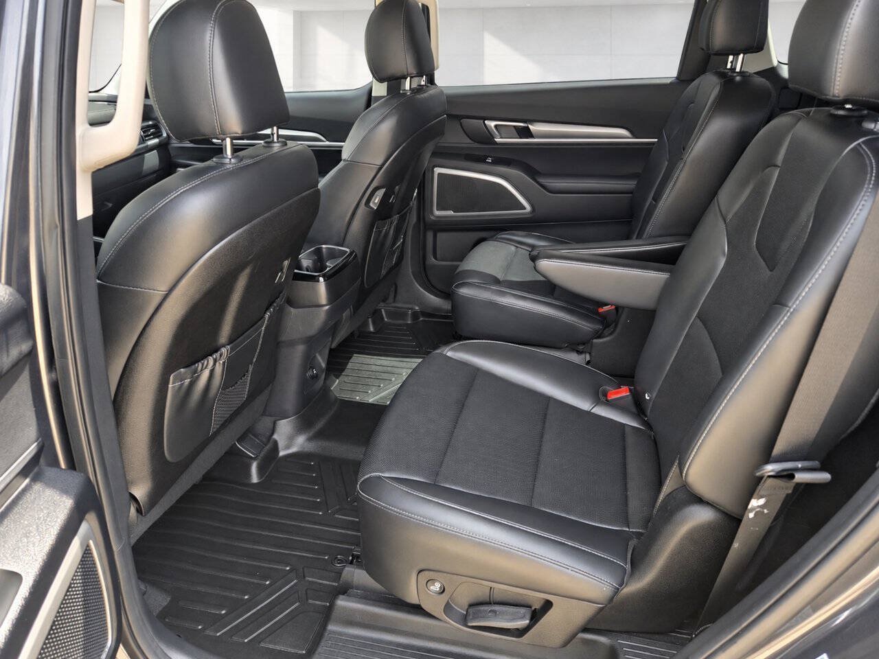 Used 2021 Kia Telluride S AWD/4WD image 14