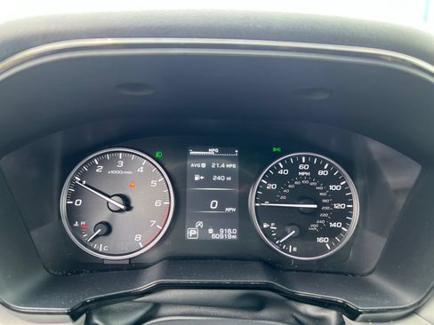 Used 2023 Subaru Outback Premium AWD/4WD image 28