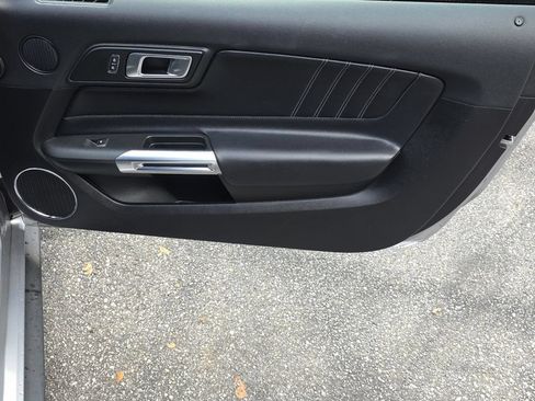 Used 2022 Ford Mustang Premium RWD image 34