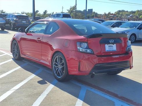 Used 2015 Scion tC image 3