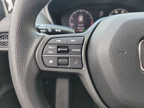 Used 2023 Honda HR-V LX image 28
