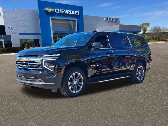 Used 2025 Chevrolet Suburban LT w/ Comfort Package AWD/4WD image 34
