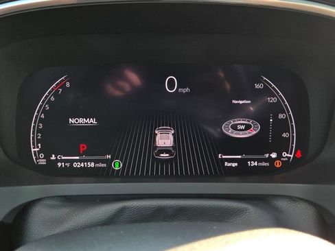 Used 2024 Acura MDX SH-AWD w/ Advance Package image 25