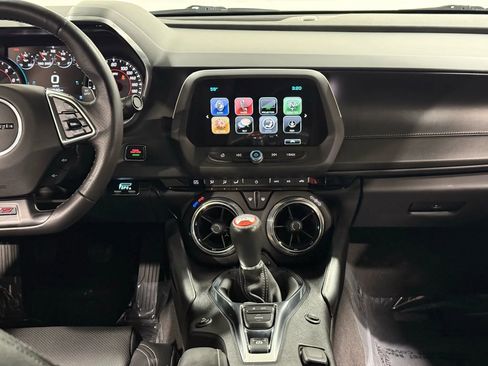 Used 2018 Chevrolet Camaro SS image 40