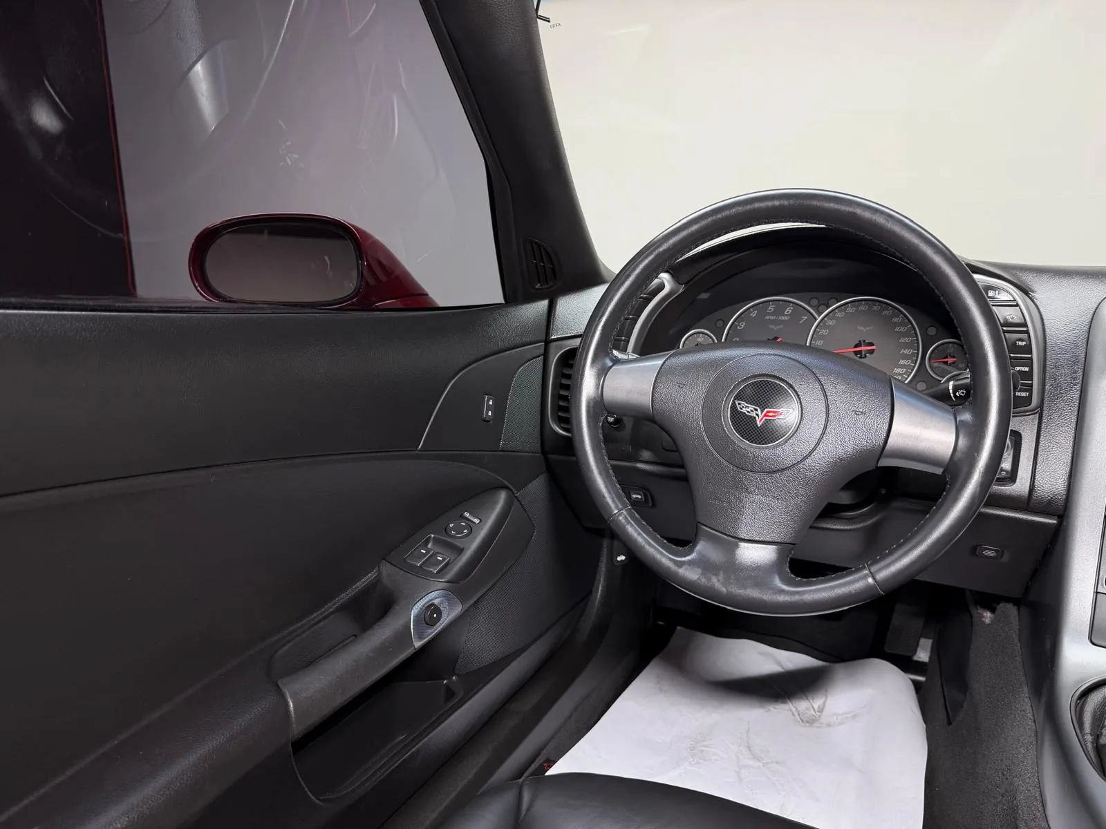 Used 2006 Chevrolet Corvette Coupe RWD image 16